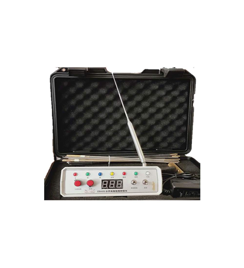 1562206949956387.jpg 主機帶盒子.jpg